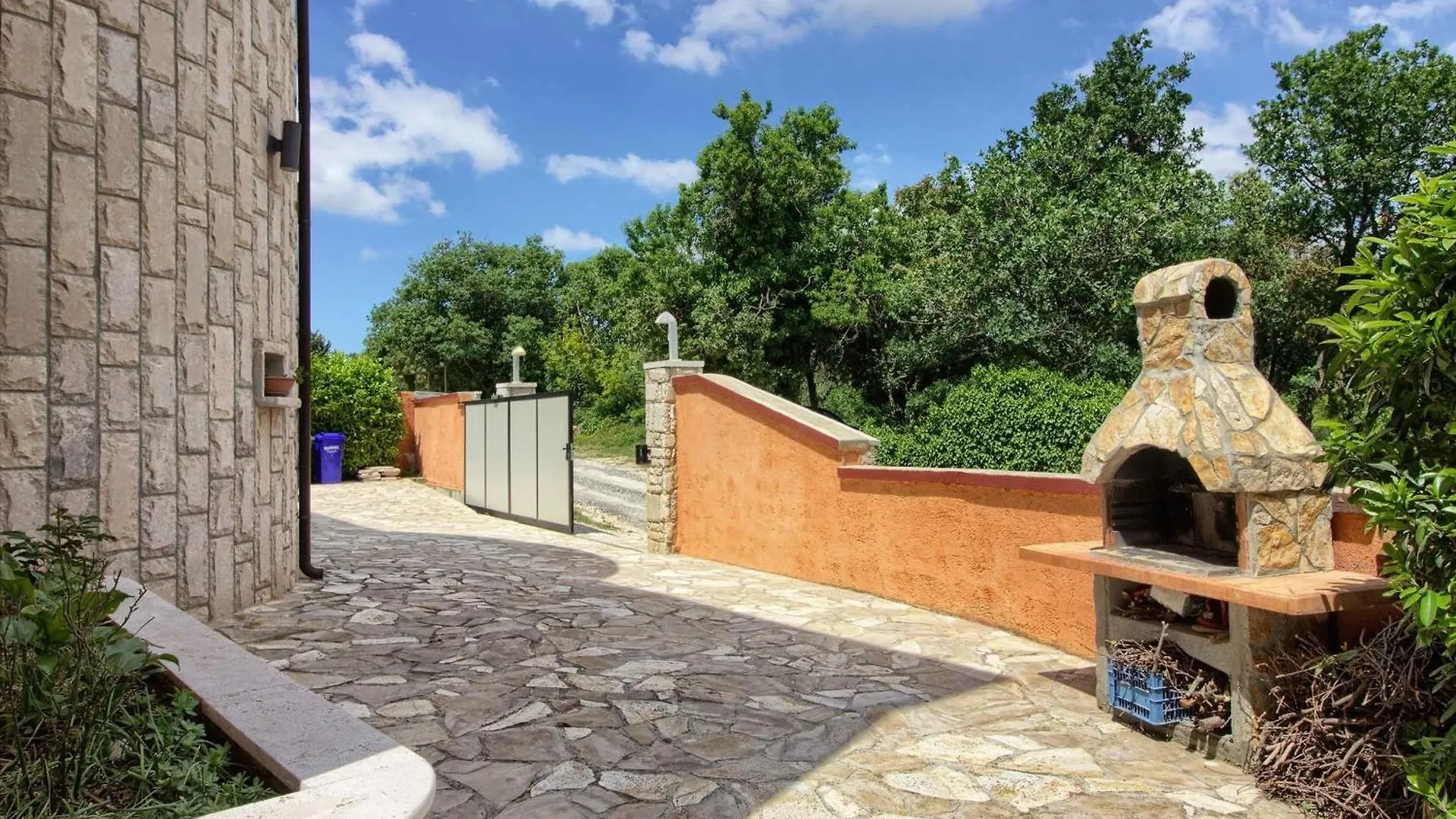 Ferienhaus Mit Privatpool Fuer 14 Personen Ca 360 Qm In Medulin, Istrien Suedkueste Von Istrien Holiday home